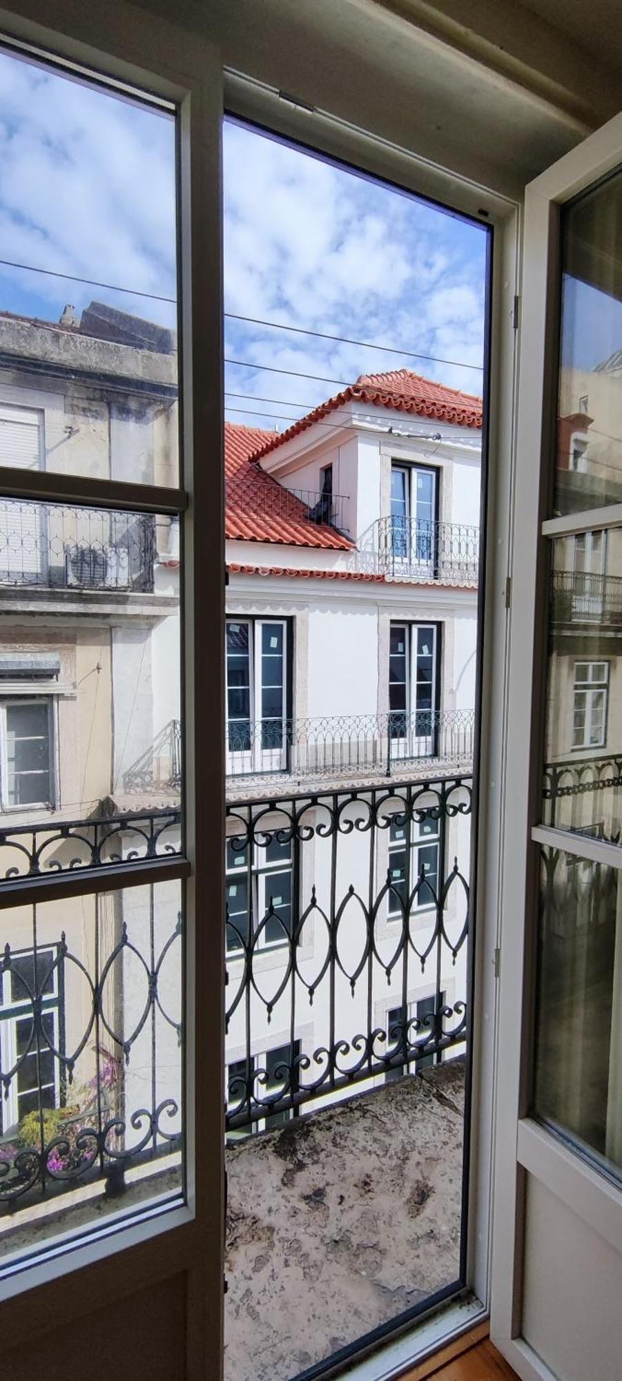 In Cozy In Chiado In Shared House Gæstehus